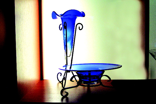 Edge Blue vase